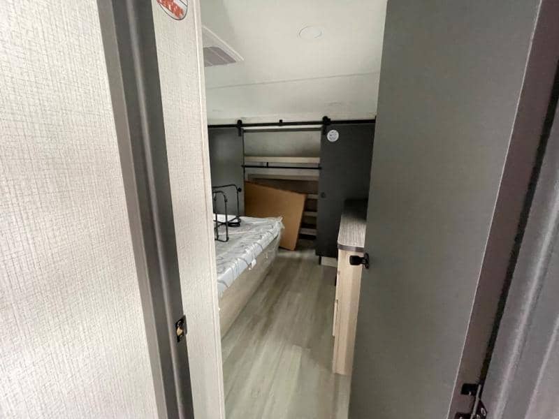 2025 Forest River 2025 Forest River Cardinal - thumbnail 42