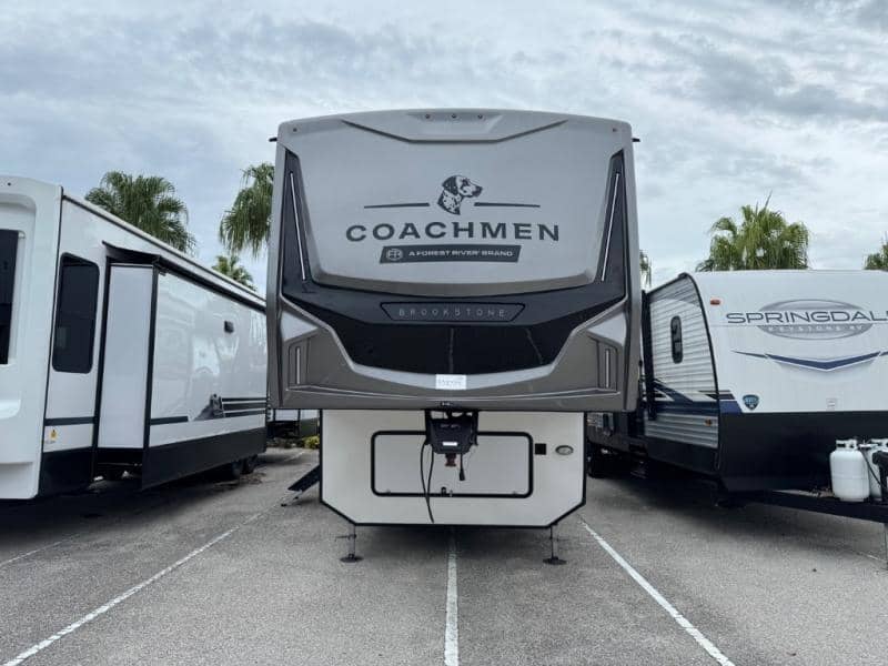 2025 Coachmen 2025 Coachmen Brookstone - thumbnail 3