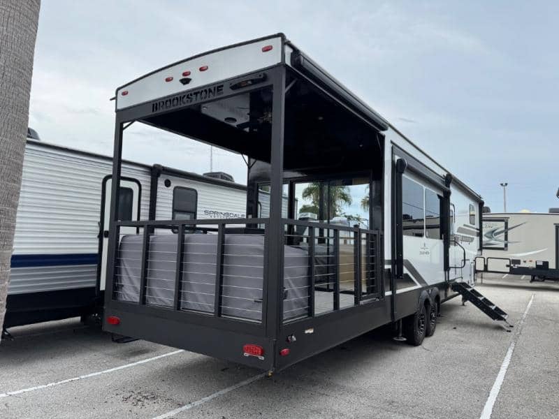 2025 Coachmen 2025 Coachmen Brookstone - thumbnail 7