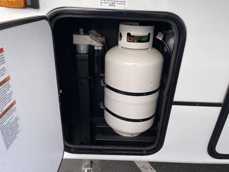 2025 Coachmen 2025 Coachmen Brookstone - thumbnail 16