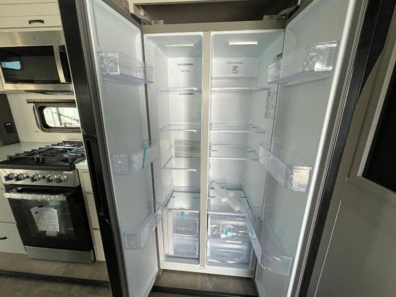 2025 Coachmen 2025 Coachmen Brookstone - thumbnail 30