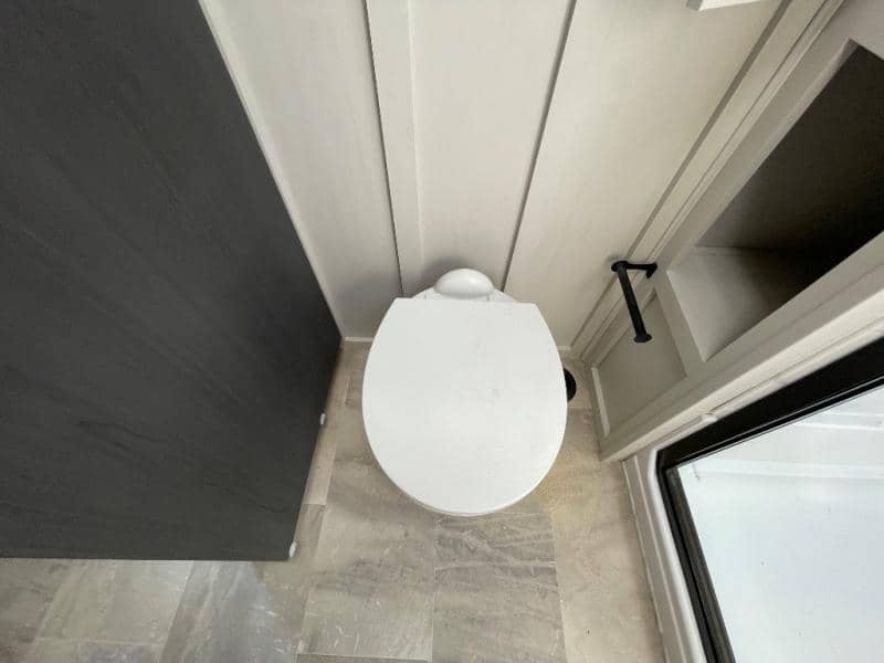 2025 Coachmen 2025 Coachmen Brookstone - thumbnail 44