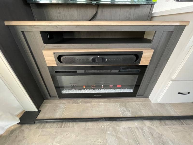 2025 Coachmen 2025 Coachmen Brookstone - thumbnail 60