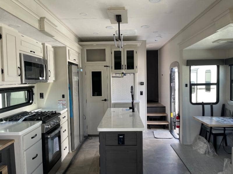 2025 Coachmen 2025 Coachmen Brookstone - thumbnail 69