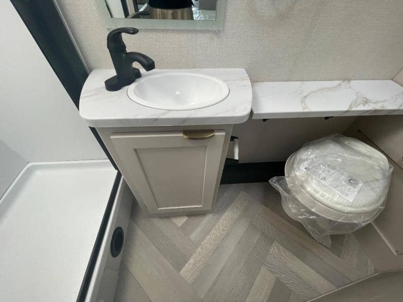 2025 Coachmen 2025 Coachmen Prism Select - thumbnail 15