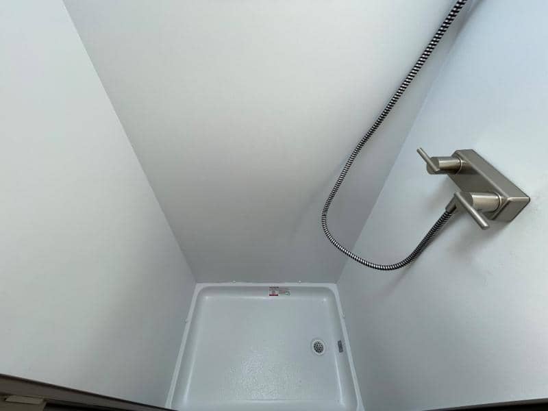 2025 Coachmen 2025 Coachmen Leprechaun - thumbnail 22