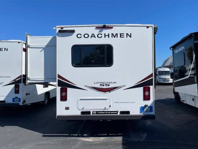 2025 Coachmen 2025 Coachmen Leprechaun - thumbnail 6