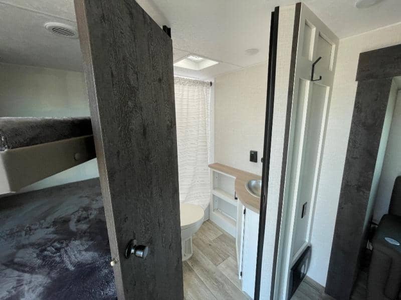 2025 Venture RV 2025 Venture RV Sienna - thumbnail 13