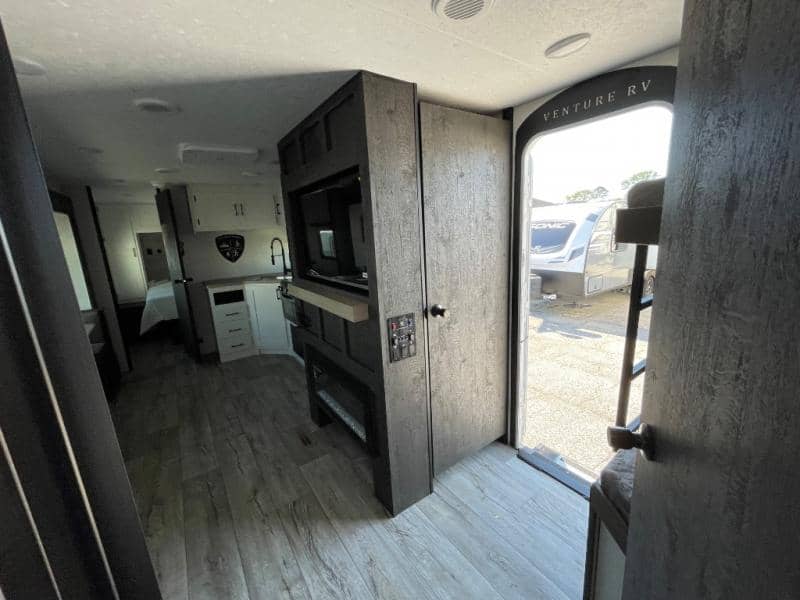 2025 Venture RV 2025 Venture RV Sienna - thumbnail 21