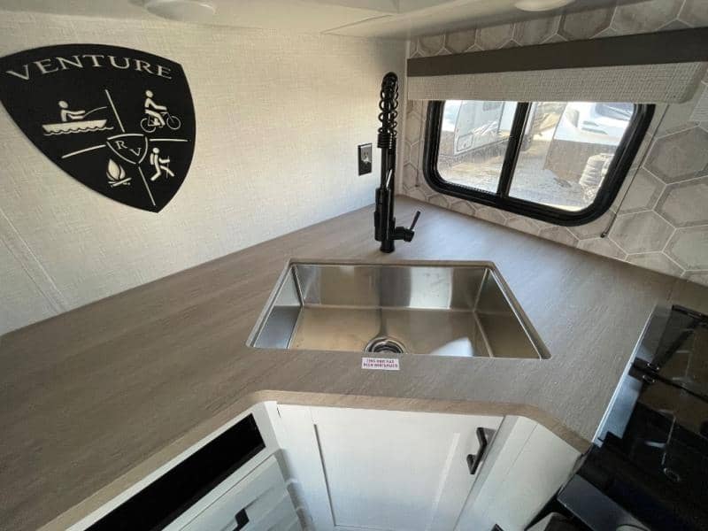 2025 Venture RV 2025 Venture RV Sienna - thumbnail 33