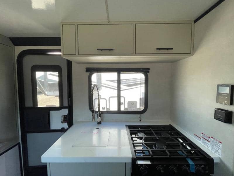 2025 Encore RV 2025 Encore RV Revue - thumbnail 9