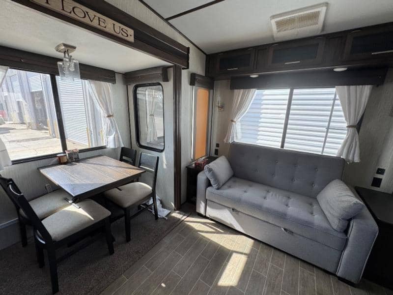 2020 Cherokee Alpha Wolf 2020 Cherokee Alpha Wolf ARCTIC WOLF - thumbnail 17