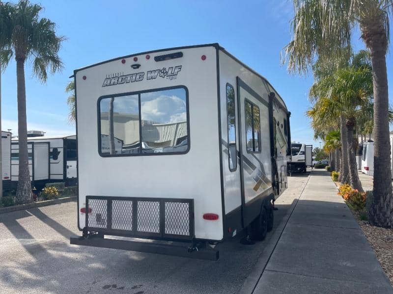 2024 Cherokee Arctic Wolf 2024 Cherokee Arctic Wolf ARCTIC WOLF - thumbnail 8