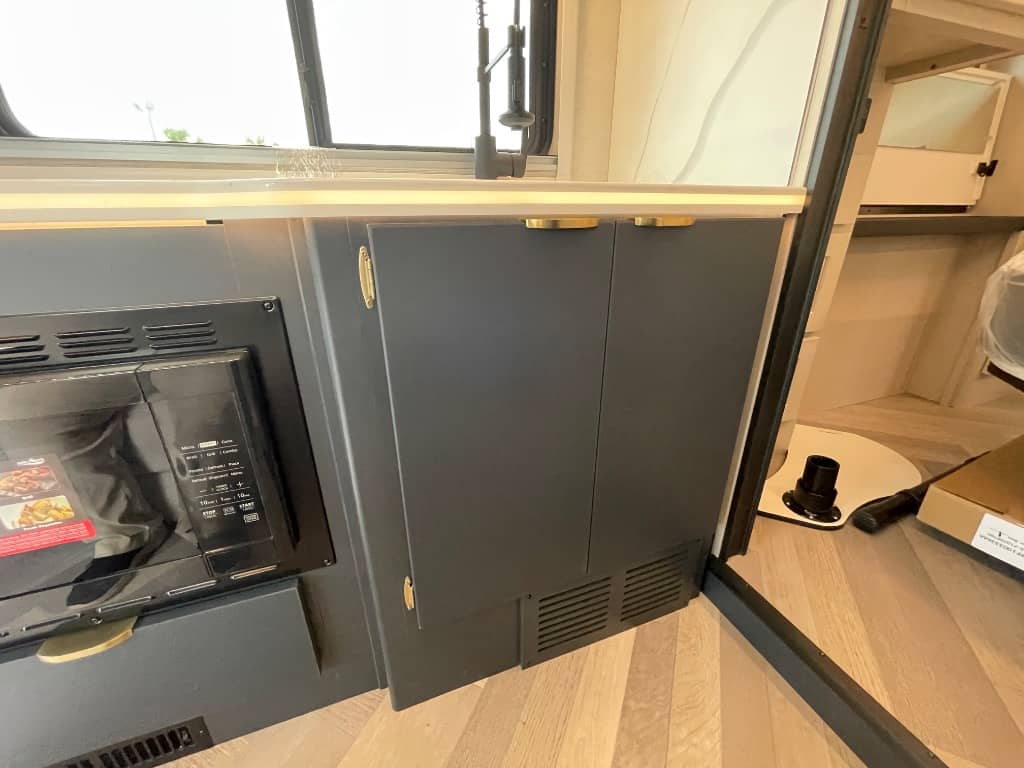 2025 Coachmen 2025 Coachmen Prism Elite - thumbnail 14