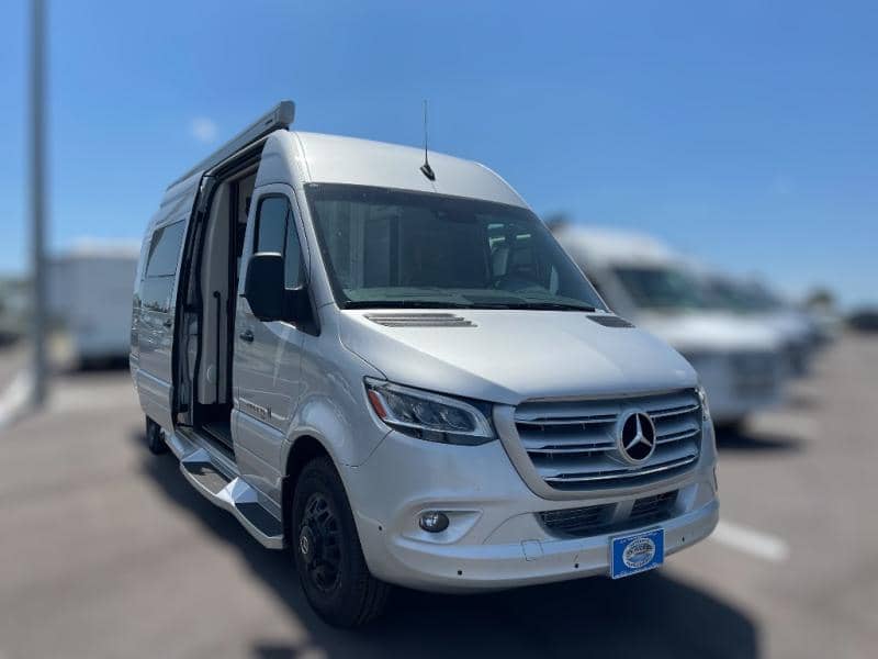 2025 Coachmen 2025 Coachmen Galleria - thumbnail 1