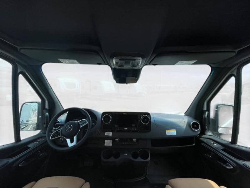 2025 Coachmen 2025 Coachmen Galleria - thumbnail 10