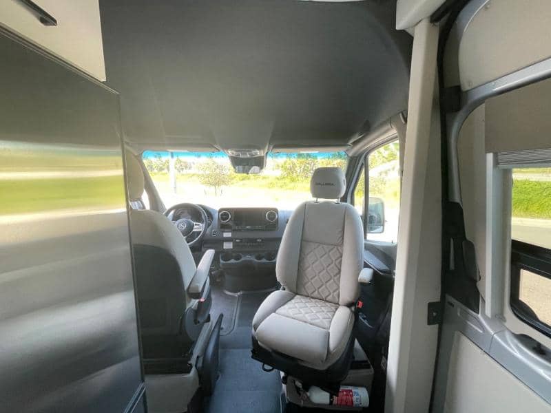 2025 Coachmen 2025 Coachmen Galleria - thumbnail 9