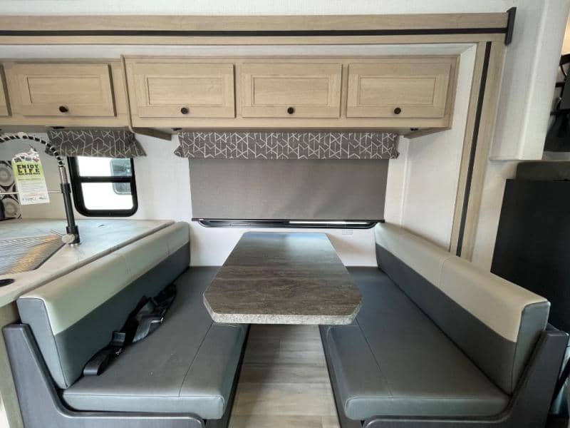 2025 Forest River 2025 Forest River Sunseeker - thumbnail 11