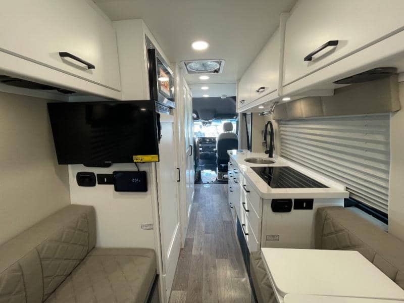 2025 Coachmen 2025 Coachmen Galleria - thumbnail 20