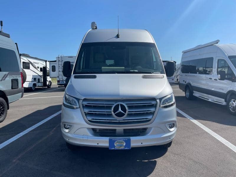 2025 Coachmen 2025 Coachmen Galleria - thumbnail 3