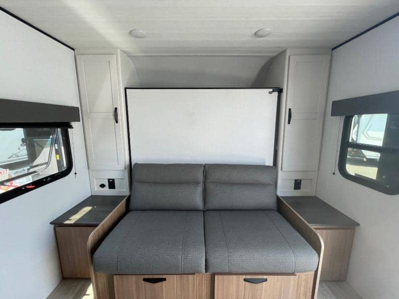 2025 Keystone RV 2025 Keystone RV Passport Classic - thumbnail 8