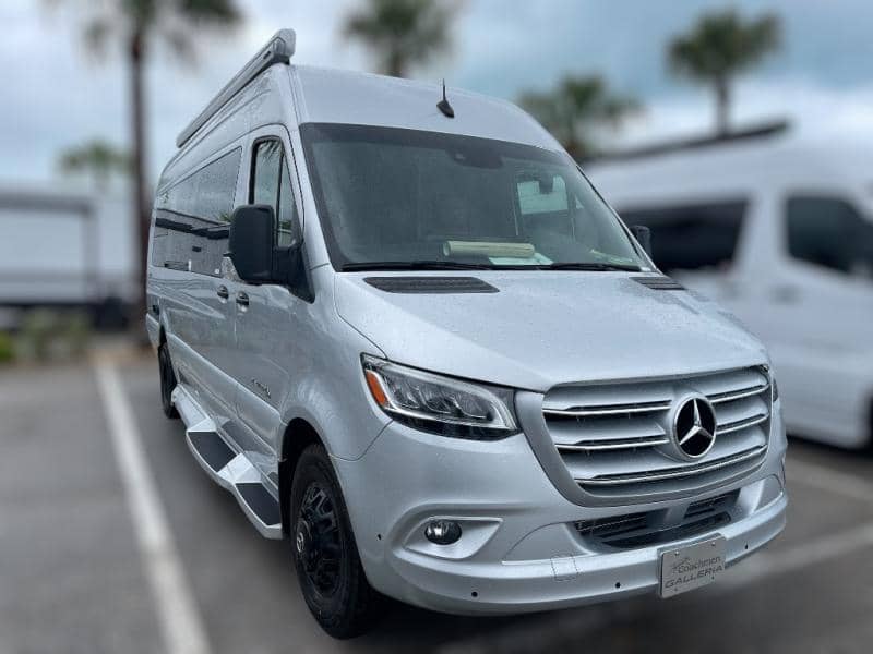 2025 Coachmen 2025 Coachmen Galleria - thumbnail 1