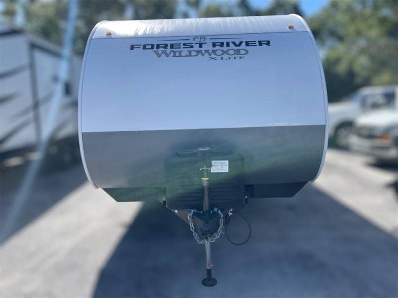 2025 Forest River 2025 Forest River Wildwood - thumbnail 3