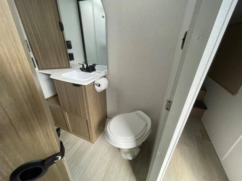 2025 Forest River 2025 Forest River Wildwood - thumbnail 29