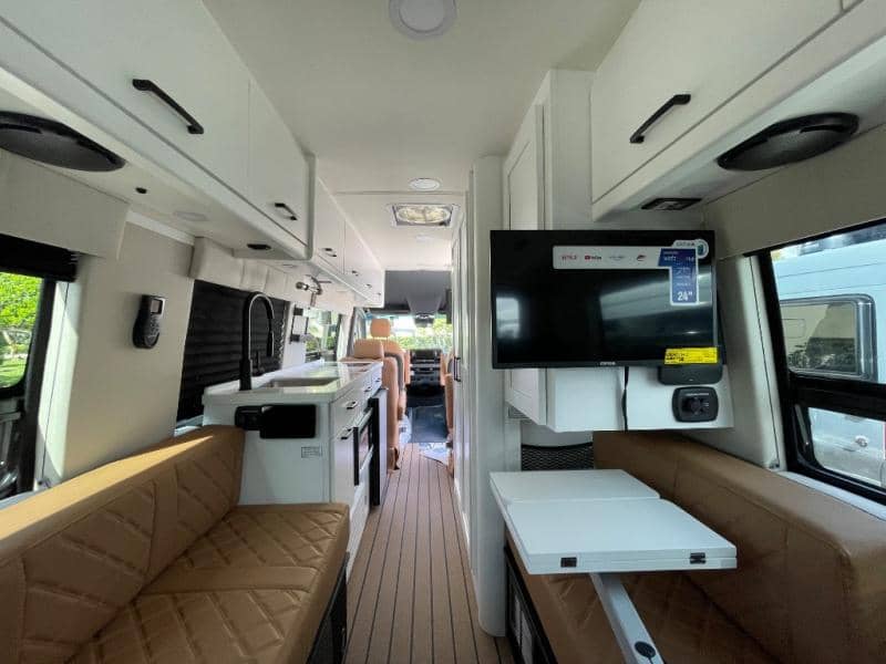 2025 Coachmen 2025 Coachmen Galleria - thumbnail 15