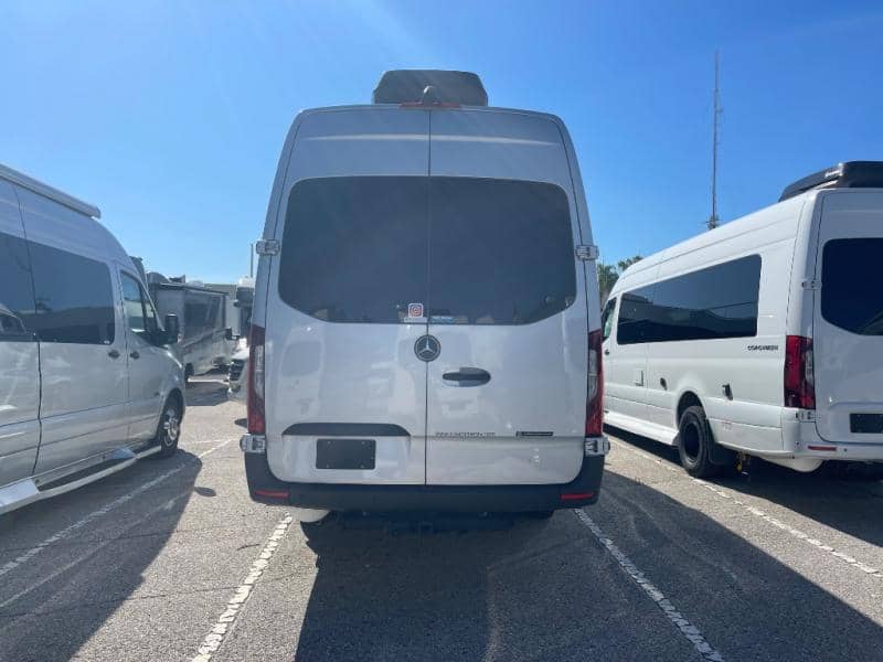 2025 Coachmen 2025 Coachmen Galleria - thumbnail 7