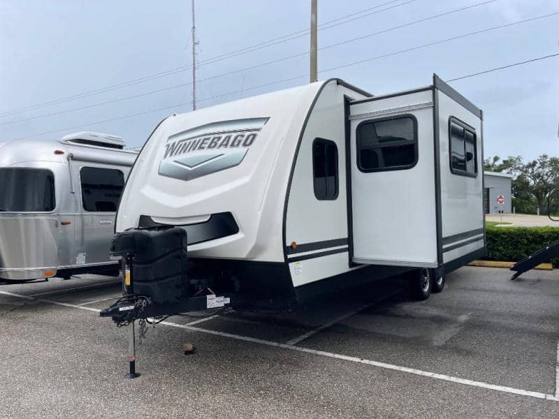 2020 Winnebago 2020 Winnebago Micro Minnie - thumbnail 3