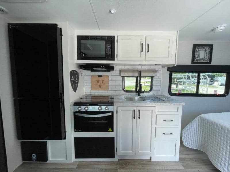 2025 Venture RV 2025 Venture RV Stratus - thumbnail 11