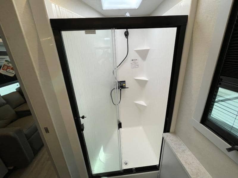 2026 Coachmen 2026 Coachmen Mirada - thumbnail 37