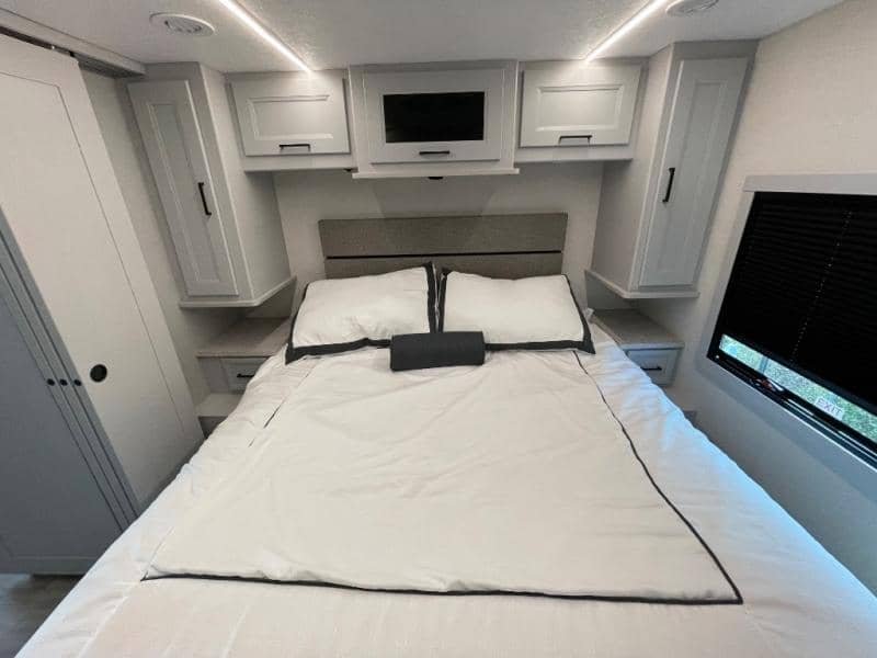 2026 Coachmen 2026 Coachmen Mirada - thumbnail 41