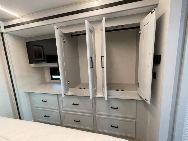 2026 Coachmen 2026 Coachmen Mirada - thumbnail 45