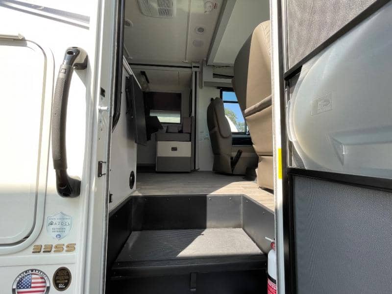 2026 Coachmen 2026 Coachmen Mirada - thumbnail 51