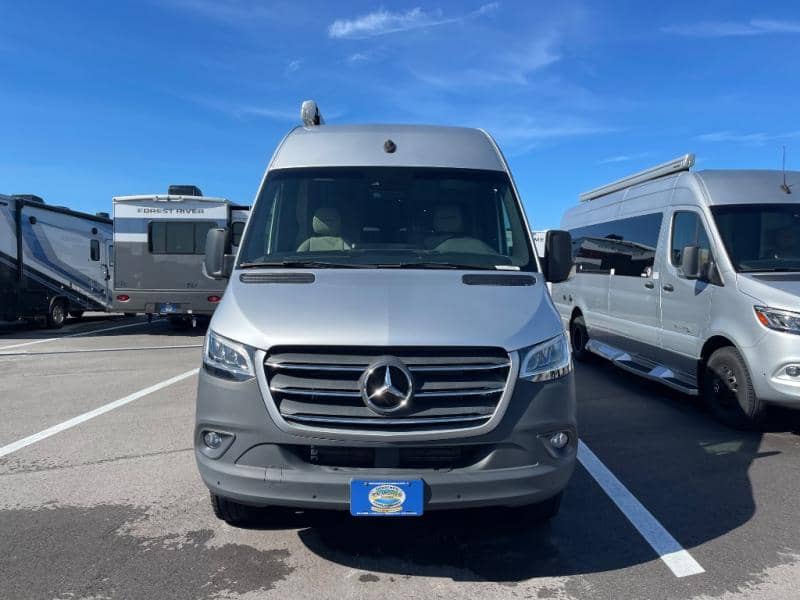 2025 Coachmen 2025 Coachmen Galleria - thumbnail 3