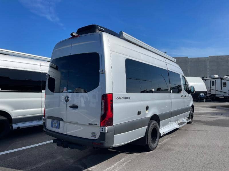 2025 Coachmen 2025 Coachmen Galleria - thumbnail 8