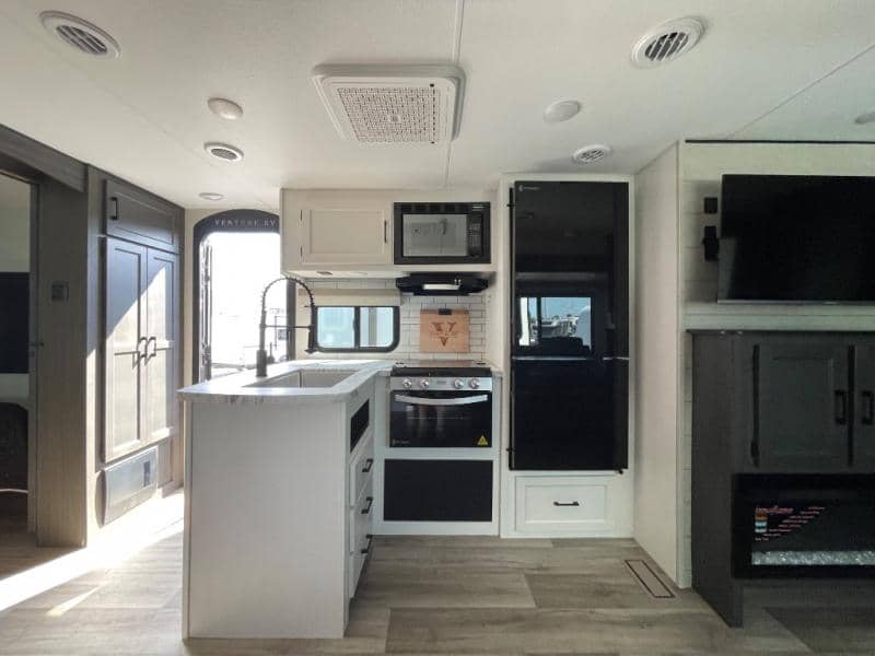 2025 Venture RV 2025 Venture RV Stratus - thumbnail 12