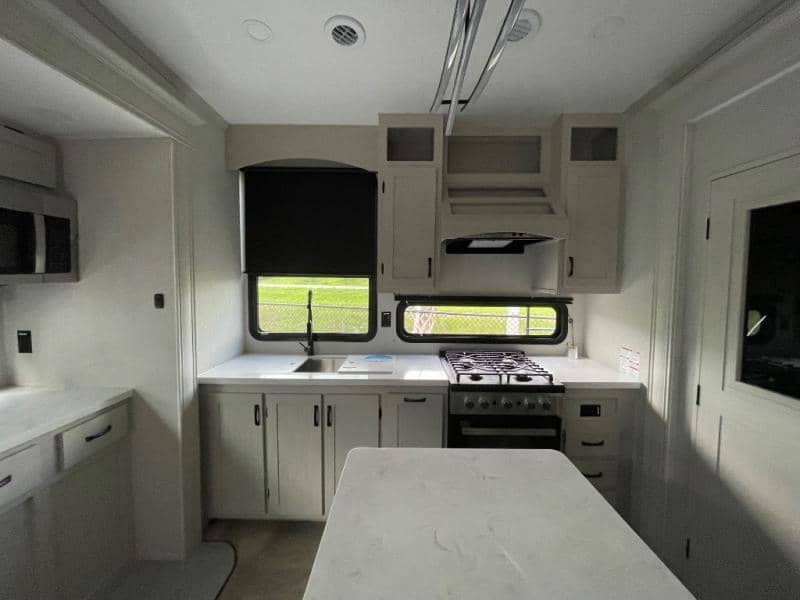 2026 Coachmen 2026 Coachmen Brookstone - thumbnail 13