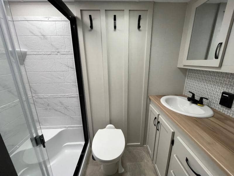 2026 Coachmen 2026 Coachmen Brookstone - thumbnail 18