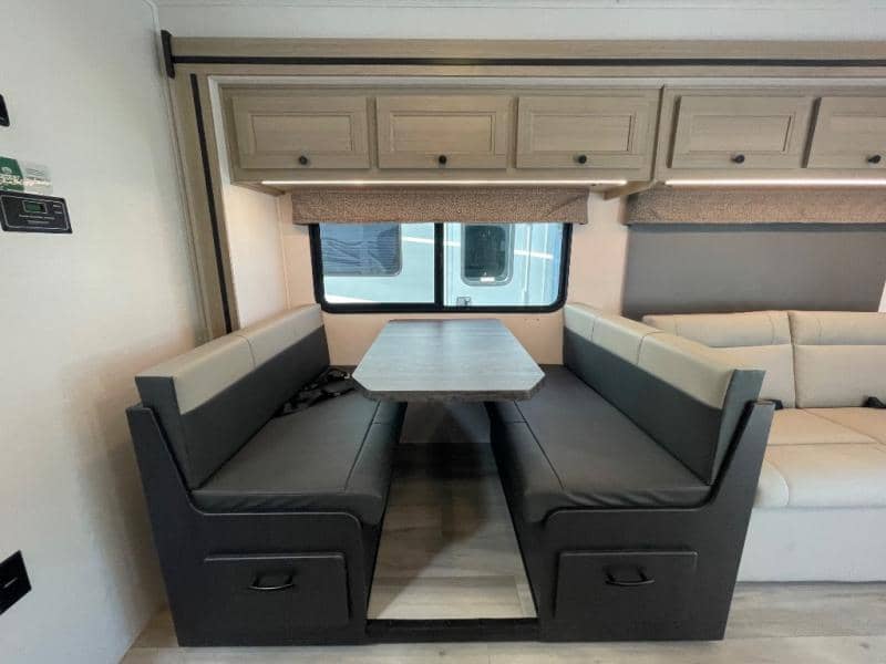 2026 Forest River 2026 Forest River Forester - thumbnail 11