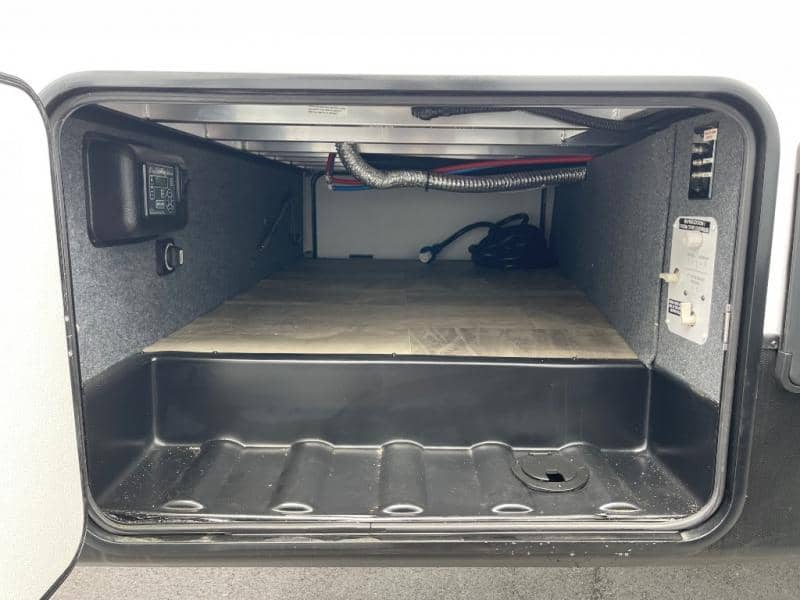 2026 Coachmen 2026 Coachmen Chaparral - thumbnail 8