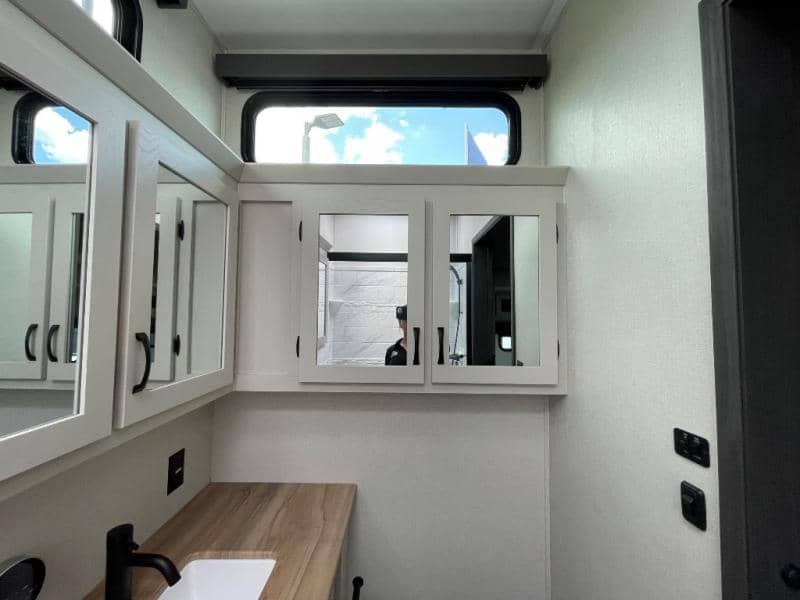 2026 Coachmen 2026 Coachmen Chaparral - thumbnail 21