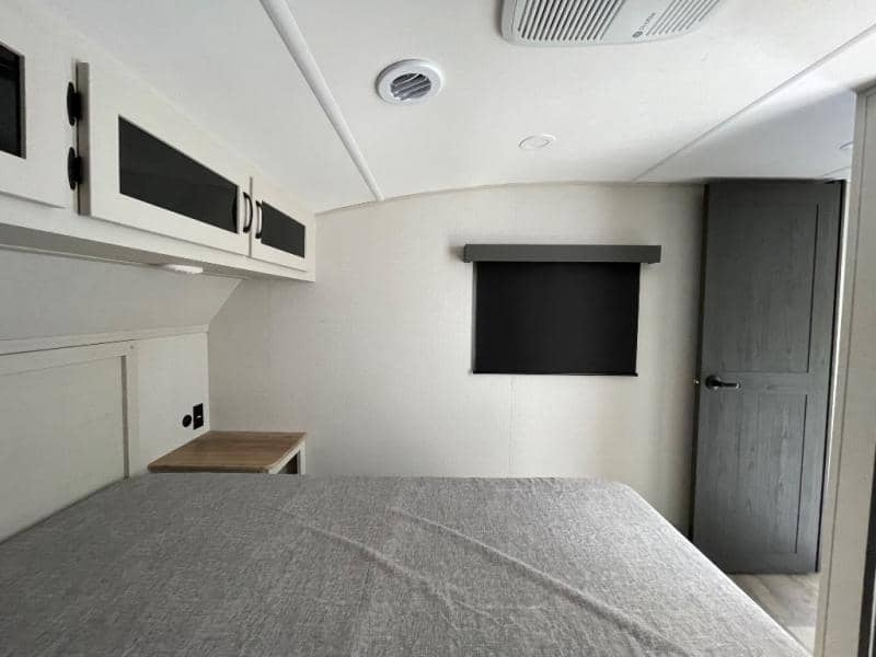 2026 Coachmen 2026 Coachmen Chaparral - thumbnail 28