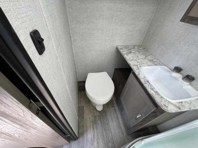 2024 Gulf Stream 2024 Gulf Stream Vista Cruiser - thumbnail 33