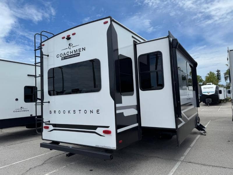 2026 Coachmen 2026 Coachmen Brookstone - thumbnail 8