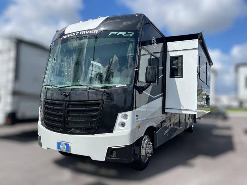 2026 Forest River 2026 Forest River FR3 - thumbnail 4