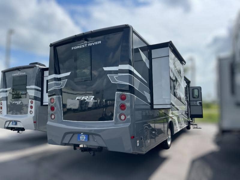 2026 Forest River 2026 Forest River FR3 - thumbnail 5