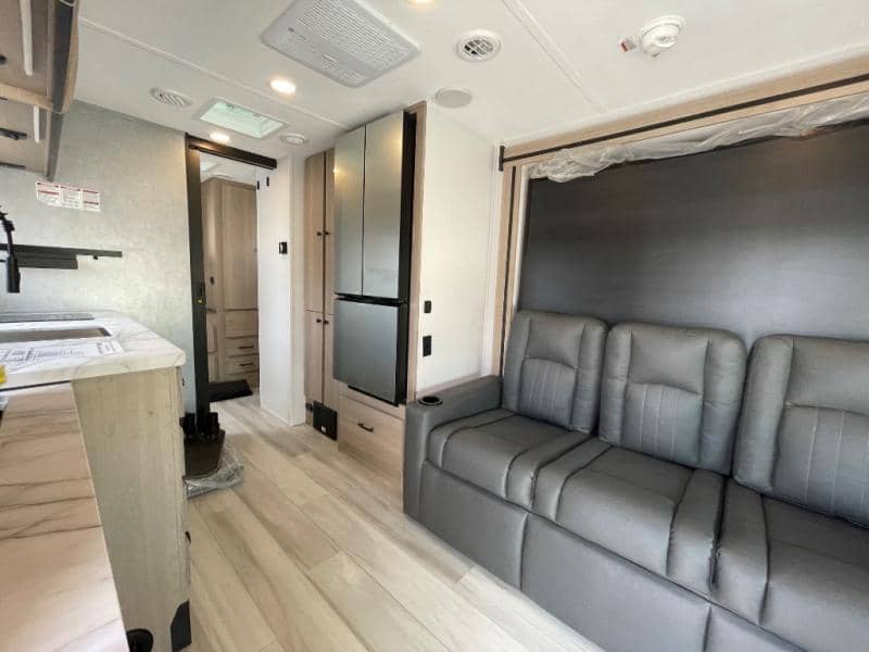 2026 Forest River 2026 Forest River Sunseeker - thumbnail 24